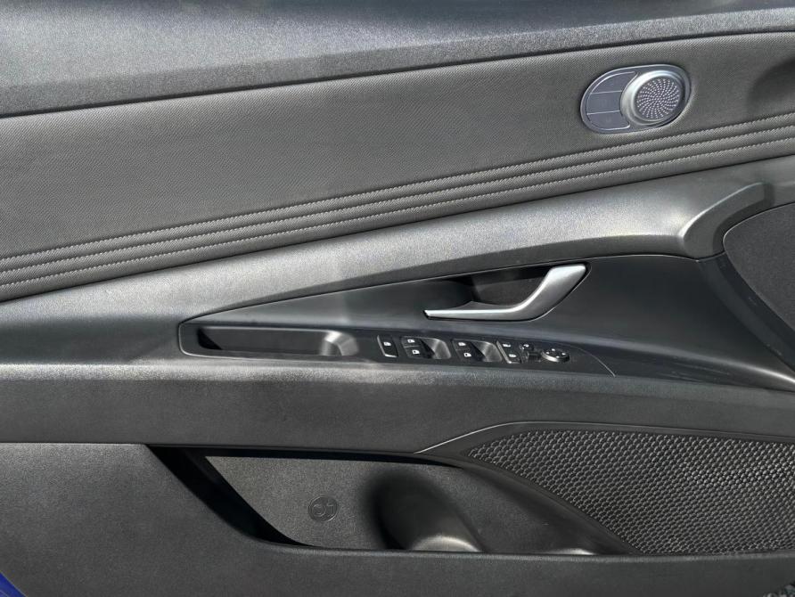 Hyundai Elantra VII (CN7) Набережные Челны  - изображение 12