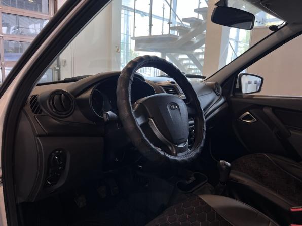 Lada (ВАЗ) Granta I Рестайлинг с пробегом 2024 года, цена 825 000 рублей, 64102 км, лифтбек, Автокод Объявления