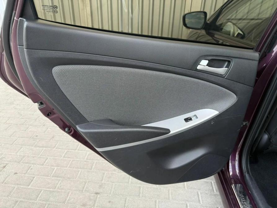 Hyundai Solaris I Ростов-на-Дону  - изображение 19