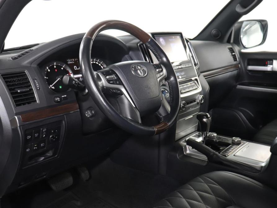 Toyota Land Cruiser 200 Series Рестайлинг 2 Москва  - изображение 13