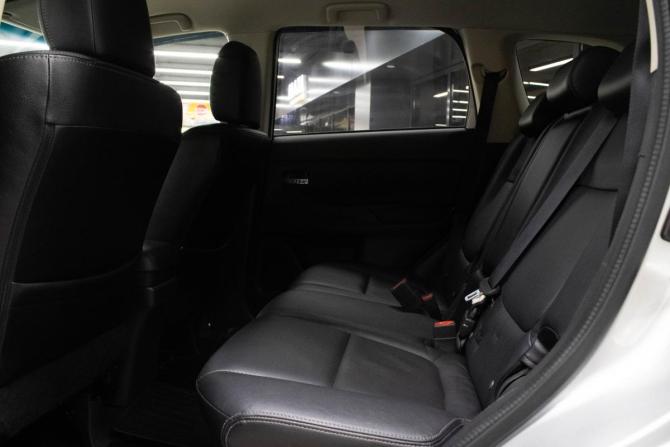 Mitsubishi Outlander III Рестайлинг 2 с пробегом 2015 года, цена 1 599 000 рублей, 163372 км, внедорожник, Автокод Объявления