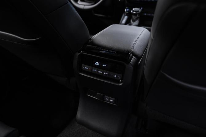 Новый Toyota Land Cruiser Prado 250 Series 2025 года, цена 9 800 000 рублей, внедорожник, Автокод Объявления