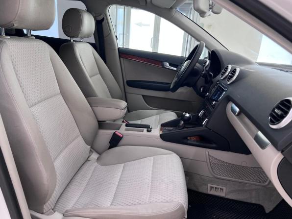 Audi A3 II (8P) Рестайлинг 2 с пробегом 2012 года, цена 920 000 рублей, 176134 км, хэтчбек, Автокод Объявления