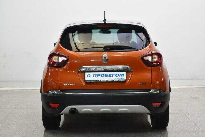 Renault Kaptur I с пробегом 2017 года, цена 1 360 000 рублей, 187190 км, внедорожник, Автокод Объявления