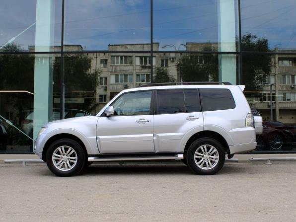 Mitsubishi Pajero IV Рестайлинг 1 с пробегом 2011 года, цена 2 190 000 рублей, 119983 км, внедорожник, Автокод Объявления