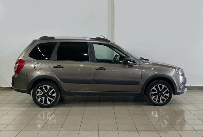 Lada (ВАЗ) Granta I Рестайлинг с пробегом 2024 года, цена 890 000 рублей, 67410 км, универсал, Автокод Объявления