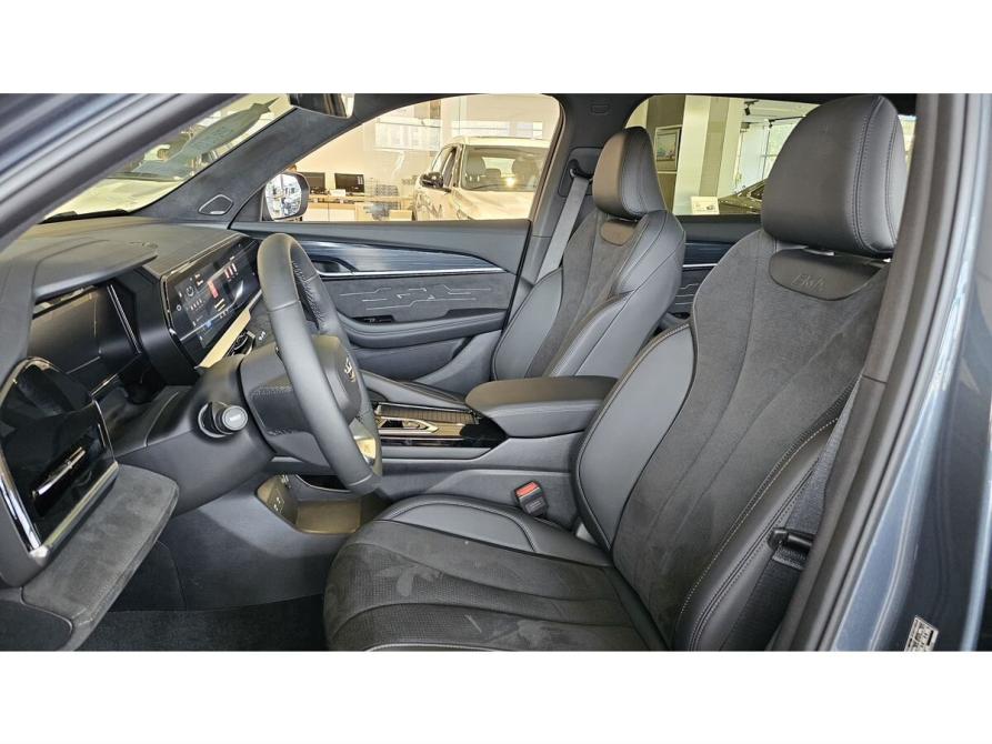 Geely Monjaro I Москва  - изображение 9
