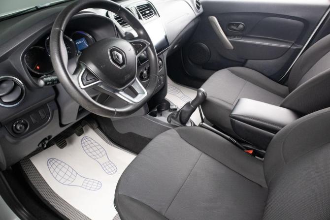 Renault Logan II с пробегом 2018 года, цена 829 000 рублей, 147049 км, седан, Автокод Объявления