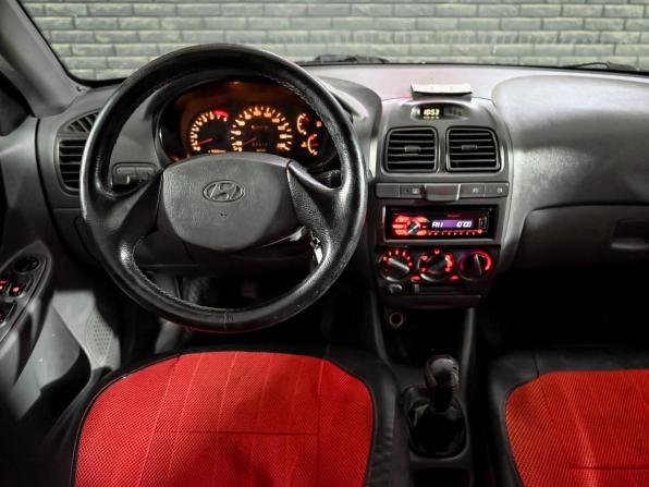 Hyundai Accent II с пробегом 2005 года, цена 265 000 рублей, 348160 км, седан, Автокод Объявления