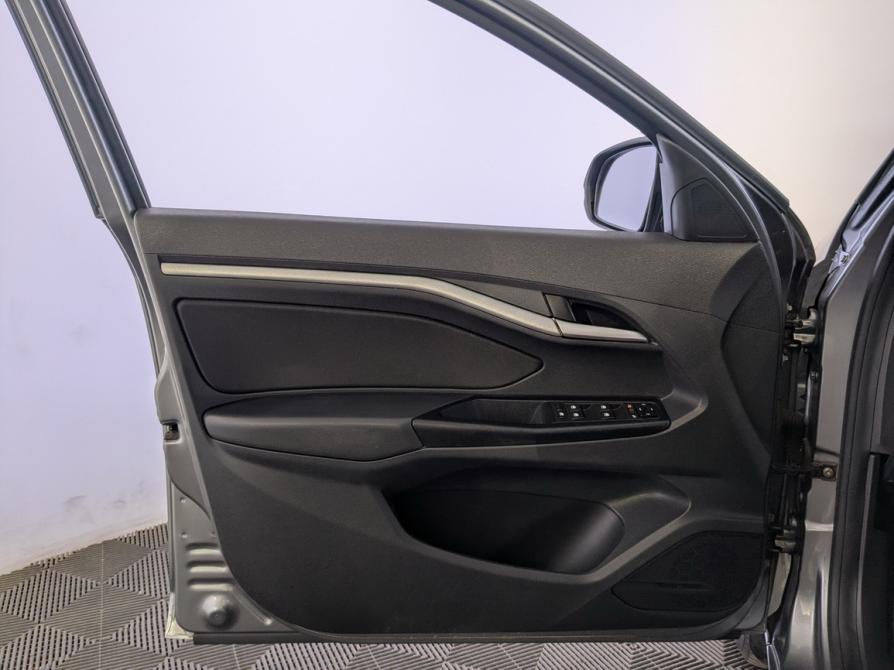 Lada (ВАЗ) Vesta I Москва  - изображение 19