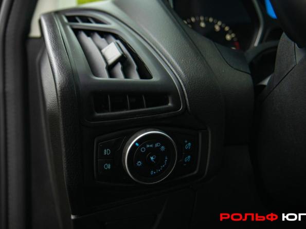 Ford Focus III Рестайлинг с пробегом 2016 года, цена 978 000 рублей, 148484 км, хэтчбек, Автокод Объявления