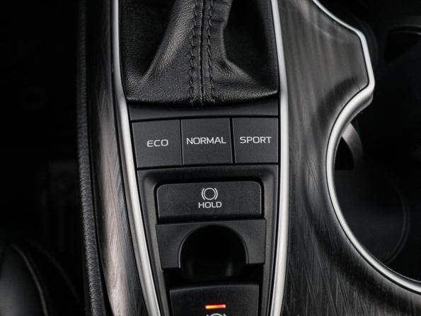 Toyota Camry VIII (XV70) Рестайлинг с пробегом 2023 года, цена 3 650 000 рублей, 23071 км, седан, Автокод Объявления