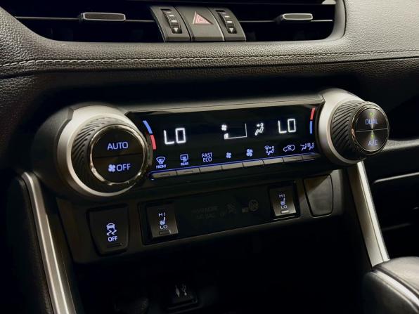 Toyota RAV4 V (XA50) с пробегом 2019 года, цена 3 989 000 рублей, 100806 км, внедорожник, Автокод Объявления