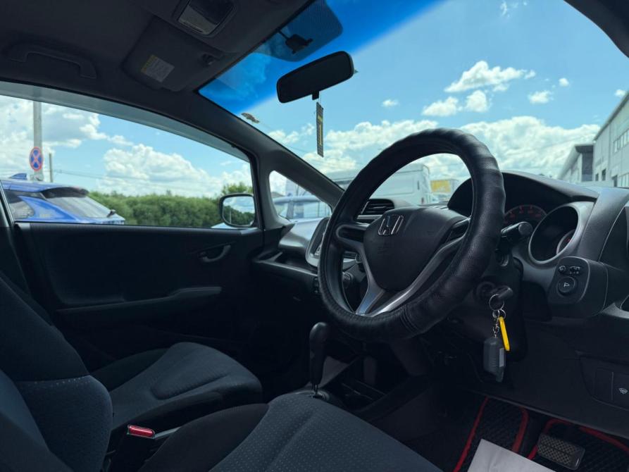 Honda Fit II Омск  - изображение 9