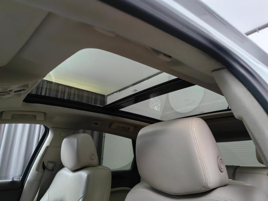 Cadillac SRX II Рестайлинг Москва  - изображение 23