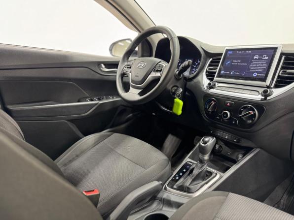 Hyundai Solaris II Рестайлинг с пробегом 2021 года, цена 1 530 000 рублей, 86000 км, седан, Автокод Объявления