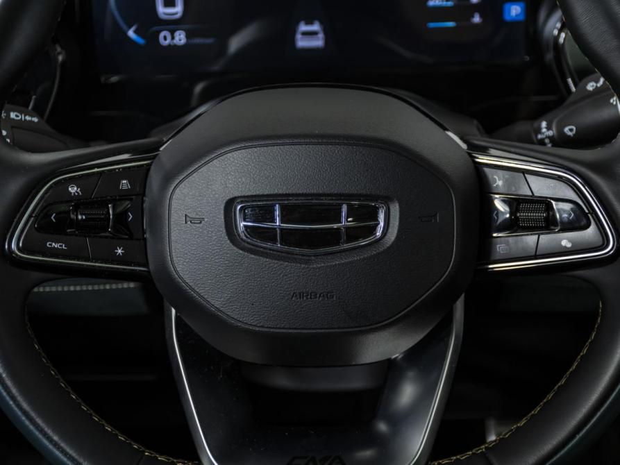 Geely Monjaro I Москва  - изображение 12