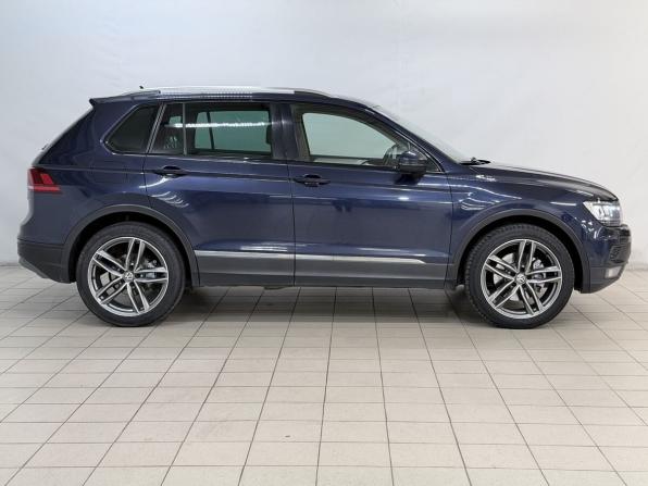 Volkswagen Tiguan II с пробегом 2017 года, цена 2 090 000 рублей, 171623 км, внедорожник, Автокод Объявления