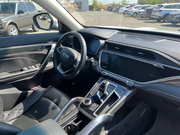 Geely Atlas Pro с пробегом 2024 года, цена 2 050 000 рублей, 28136 км, внедорожник, Автокод Объявления