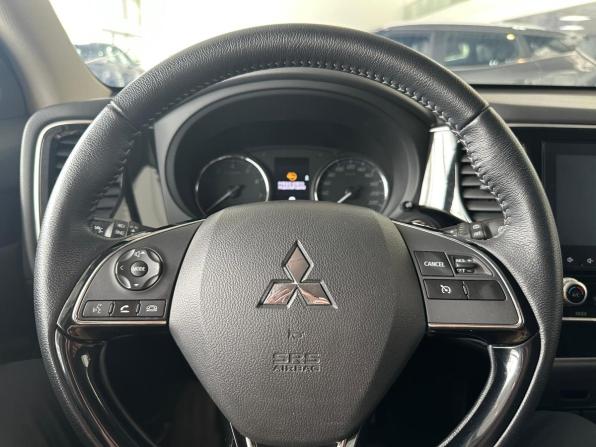 Mitsubishi Outlander III Рестайлинг 3 с пробегом 2021 года, цена 2 425 000 рублей, 20500 км, внедорожник, Автокод Объявления