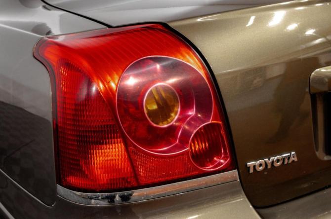 Toyota Avensis II с пробегом 2005 года, цена 749 000 рублей, 283000 км, седан, Автокод Объявления