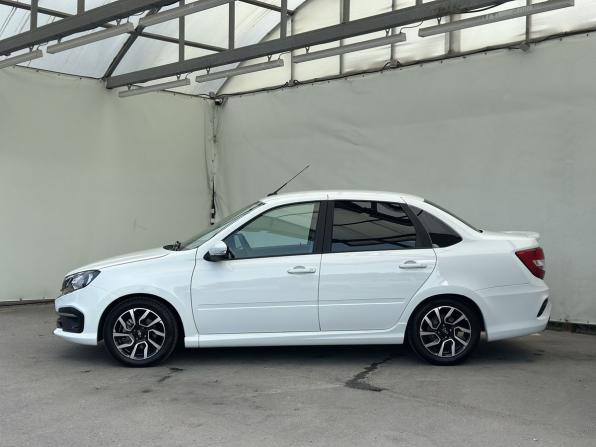Lada (ВАЗ) Granta I Рестайлинг с пробегом 2024 года, цена 880 000 рублей, 22190 км, седан, Автокод Объявления