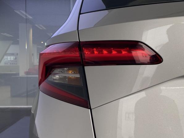 Skoda Karoq I с пробегом 2021 года, цена 2 640 000 рублей, 95922 км, внедорожник, Автокод Объявления