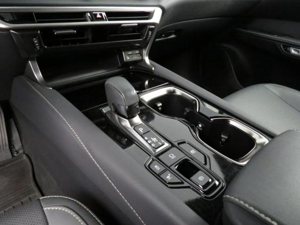 Lexus RX V с пробегом 2023 года, цена 7 999 000 рублей, 28000 км, внедорожник, Автокод Объявления