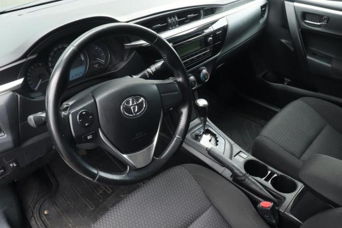 Toyota Corolla XI (E160 E170 E180) с пробегом 2015 года, цена 1 250 000 рублей, 160500 км, седан, Автокод Объявления