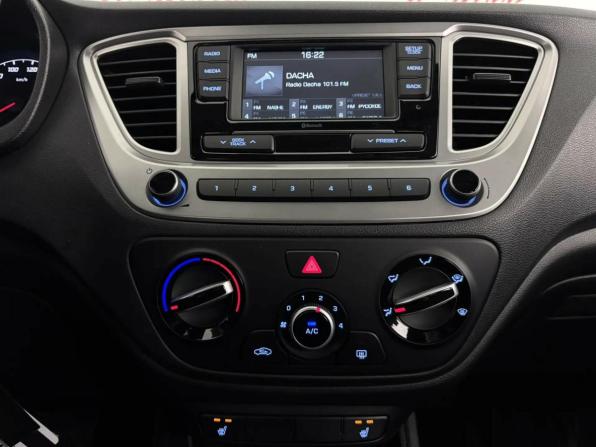 Hyundai Solaris II Рестайлинг с пробегом 2022 года, цена 1 499 000 рублей, 70117 км, седан, Автокод Объявления