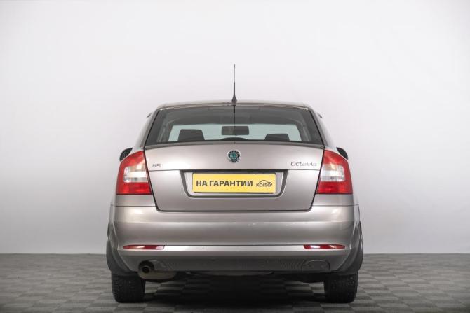 Skoda Octavia II (A5) Рестайлинг с пробегом 2011 года, цена 999 000 рублей, 134000 км, лифтбек, Автокод Объявления