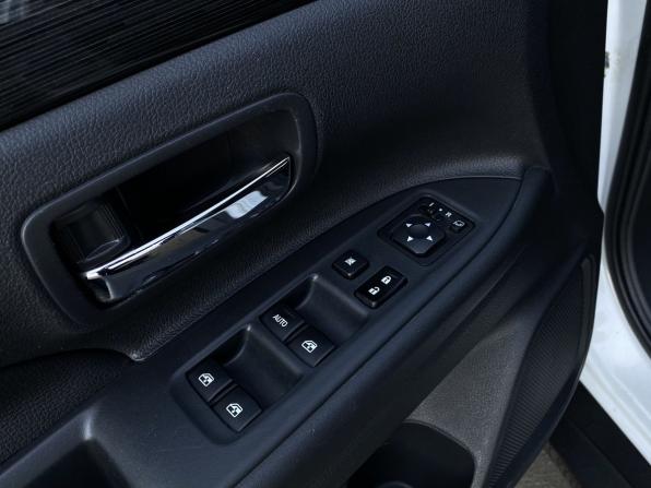 Mitsubishi Outlander III Рестайлинг 2 с пробегом 2015 года, цена 1 729 000 рублей, 99954 км, внедорожник, Автокод Объявления