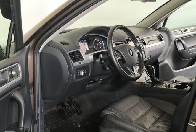 Volkswagen Touareg II с пробегом 2012 года, цена 2 080 000 рублей, 265167 км, внедорожник, Автокод Объявления