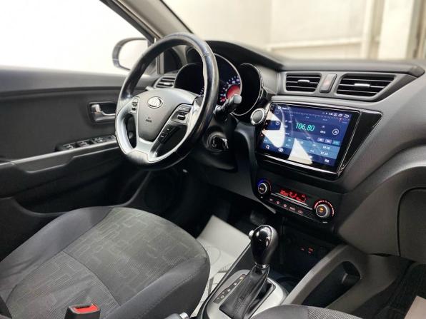 Kia Rio III Рестайлинг с пробегом 2015 года, цена 1 135 000 рублей, 97072 км, хэтчбек, Автокод Объявления