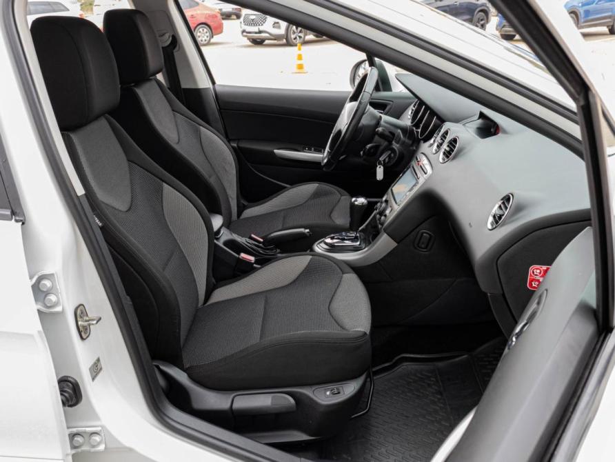 Peugeot 308 I Рестайлинг Краснодар  - изображение 8