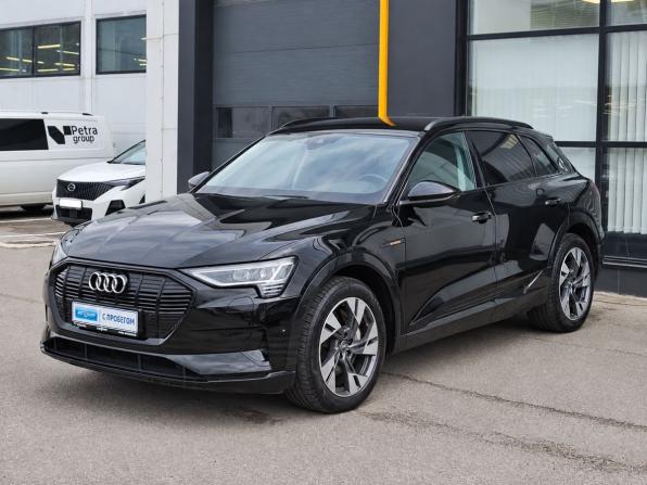 Audi e-tron I с пробегом 2020 года, цена 3 940 000 рублей, 87208 км, внедорожник, Автокод Объявления