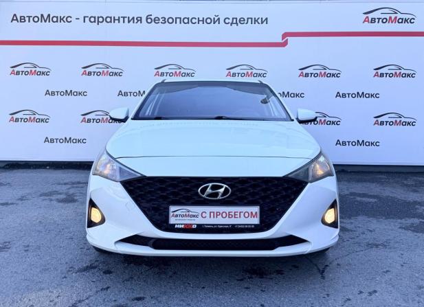 Hyundai Solaris II с пробегом 2020 года, цена 1 390 000 рублей, 112771 км, седан, Автокод Объявления