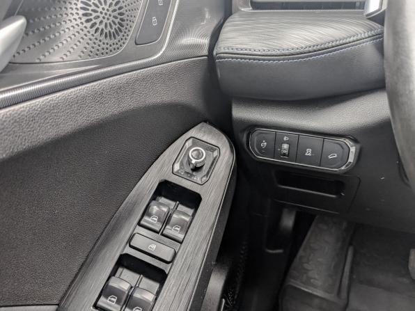 Haval Jolion I с пробегом 2023 года, цена 1 580 000 рублей, 121927 км, внедорожник, Автокод Объявления