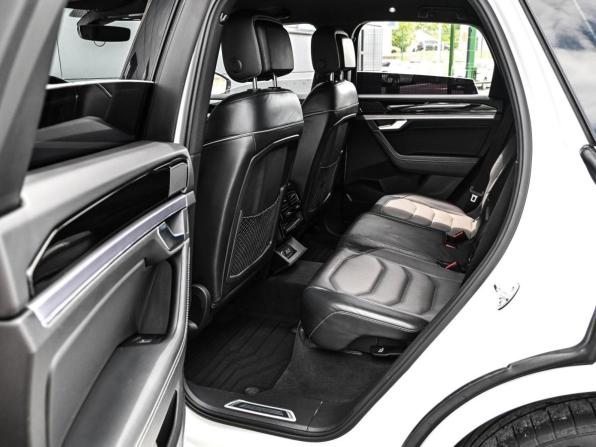 Volkswagen Touareg III с пробегом 2018 года, цена 3 899 000 рублей, 236096 км, внедорожник, Автокод Объявления