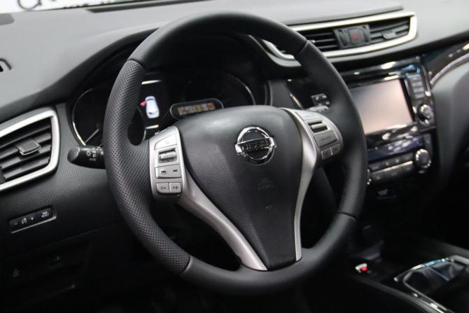 Nissan Qashqai II с пробегом 2015 года, цена 1 095 950 рублей, 174762 км, внедорожник, Автокод Объявления