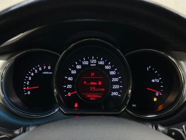 Kia Ceed II с пробегом 2014 года, цена 970 000 рублей, 180000 км, хэтчбек, Автокод Объявления