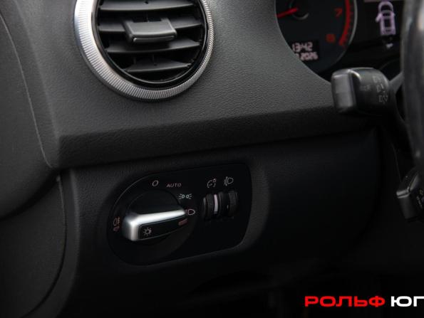 Audi A3 II (8P) Рестайлинг 2 с пробегом 2011 года, цена 648 000 рублей, 328127 км, хэтчбек, Автокод Объявления