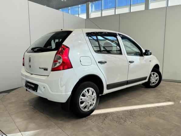 Renault Sandero I с пробегом 2013 года, цена 670 000 рублей, 133150 км, хэтчбек, Автокод Объявления