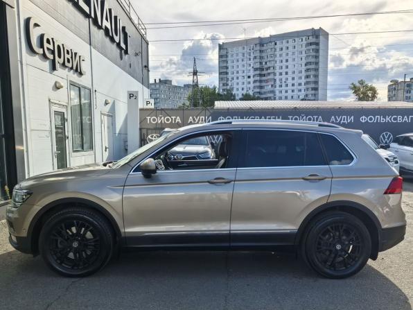 Volkswagen Tiguan II с пробегом 2019 года, цена 2 850 000 рублей, 64354 км, внедорожник, Автокод Объявления