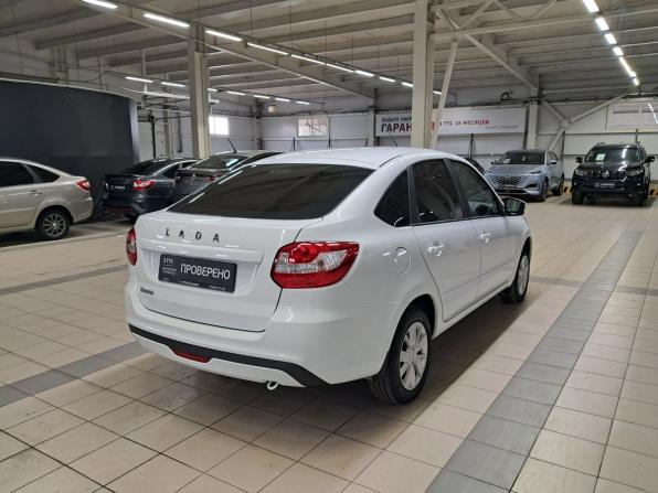 Lada (ВАЗ) Granta I Рестайлинг с пробегом 2023 года, цена 880 000 рублей, 37752 км, лифтбек, Автокод Объявления