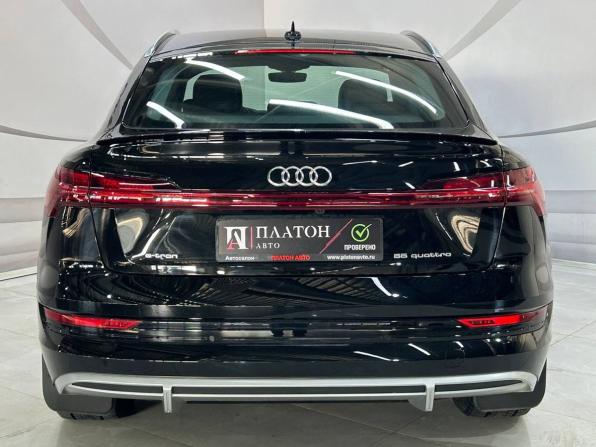 Audi e-tron Sportback I с пробегом 2022 года, цена 4 999 000 рублей, 26000 км, внедорожник, Автокод Объявления