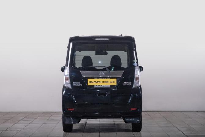 Nissan Dayz Roox I Рестайлинг с пробегом 2017 года, цена 769 000 рублей, 65400 км, хэтчбек, Автокод Объявления