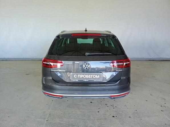 Volkswagen Passat B8 с пробегом 2018 года, цена 1 905 000 рублей, 276614 км, универсал, Автокод Объявления