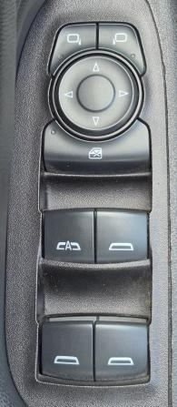 Chevrolet Equinox III Рестайлинг с пробегом 2021 года, цена 2 040 000 рублей, 130000 км, внедорожник, Автокод Объявления