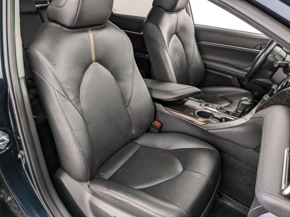 Toyota Camry VIII (XV70) с пробегом 2019 года, цена 2 745 000 рублей, 90795 км, седан, Автокод Объявления